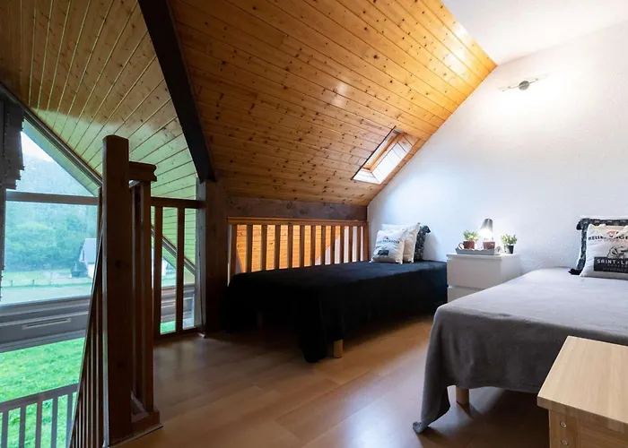 Calme Pres Du Centre Et Pistes, Balcon Sud, Navette Gratuite - Fr-1-296-168 Apartamento